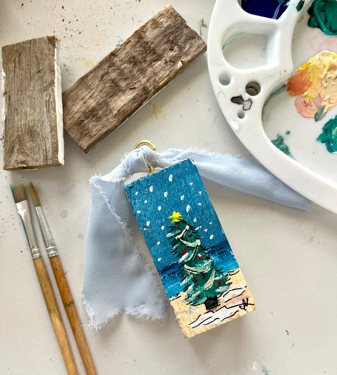 "I'm Dreaming Of A Cape Cod Christmas" Driftwood Ornament